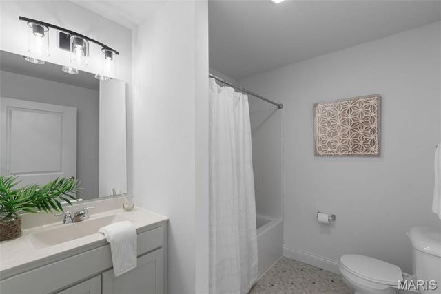 4116 Virginia Avenue, St Louis, MO 63118