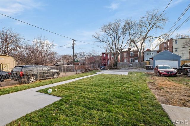 4116 Virginia Avenue, St Louis, MO 63118