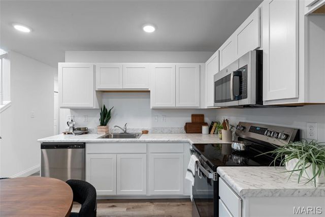 4116 Virginia Avenue, St Louis, MO 63118