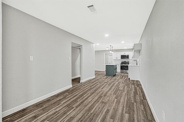 6511 Belmark Street, Houston, TX 77087
