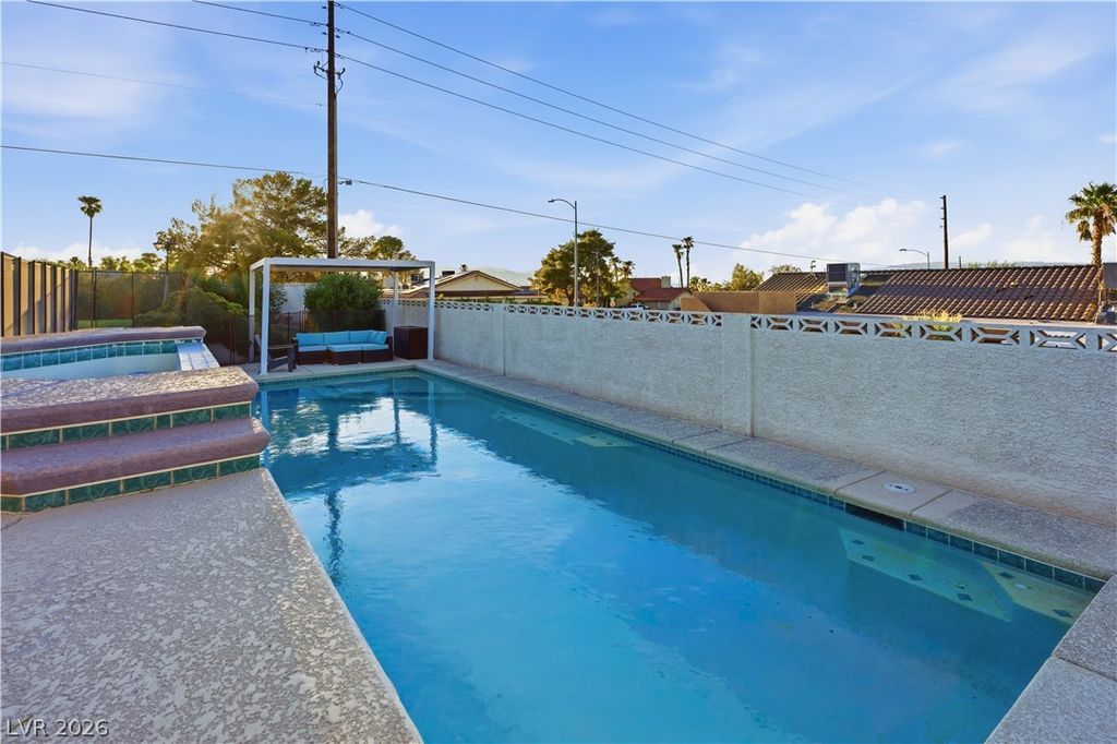 100 East Highland Drive, Henderson, NV 89015 — photo 5