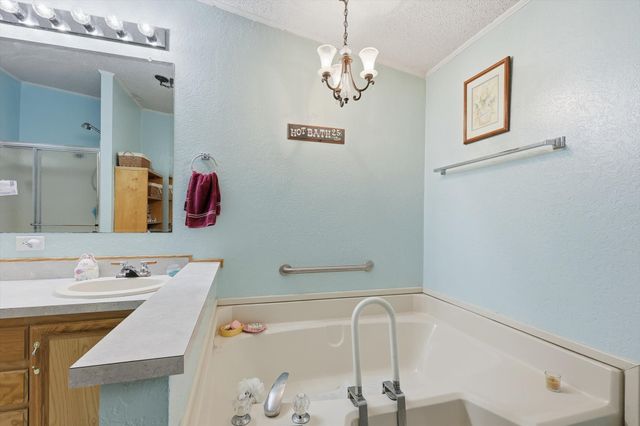 609 Cedar Mills Road, Gordonville, TX 76245