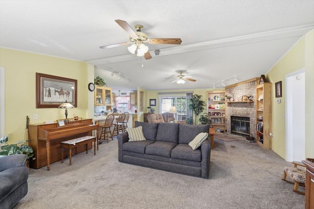 609 Cedar Mills Road, Gordonville, TX 76245