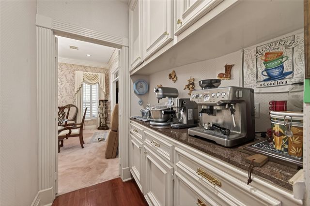 37 Greensward Lane, Sugar Land, TX 77479