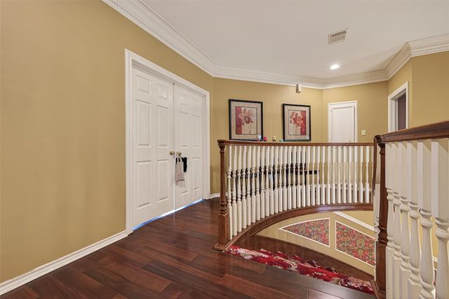 37 Greensward Lane, Sugar Land, TX 77479