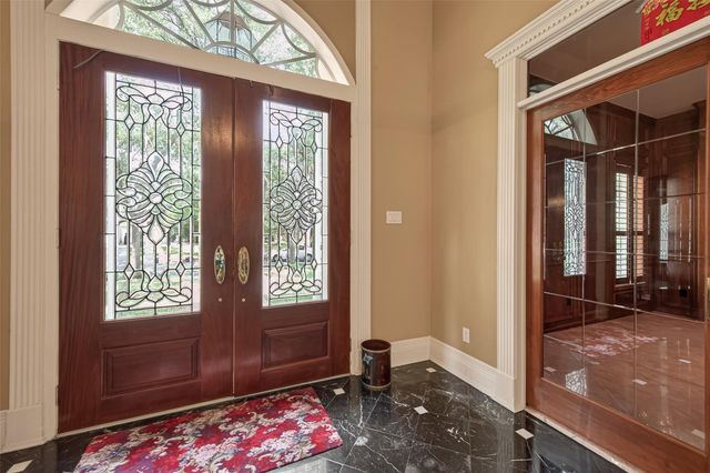 37 Greensward Lane, Sugar Land, TX 77479