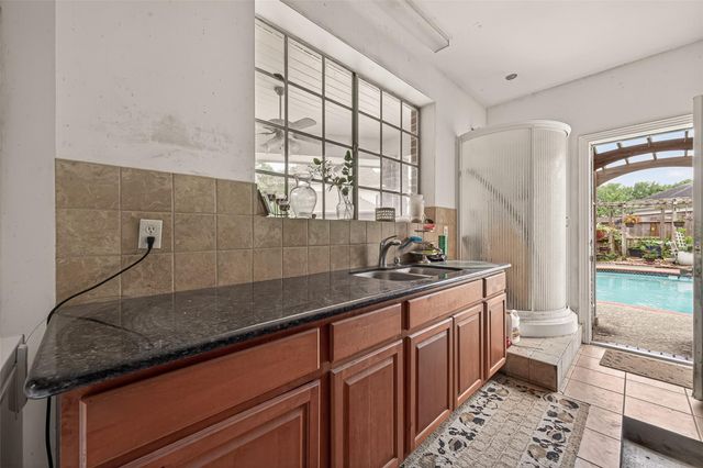 37 Greensward Lane, Sugar Land, TX 77479