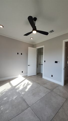 740 Arledge Street, Azle, TX 76020