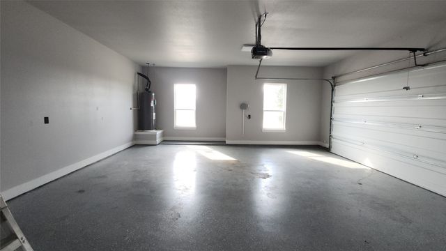 740 Arledge Street, Azle, TX 76020