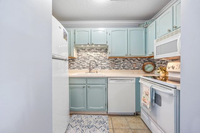 7700 Porcher Dr Apt 3204, Myrtle Beach, SC 29572