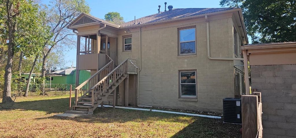 2615 N Elm Street, Denton, TX 76201 — photo 3