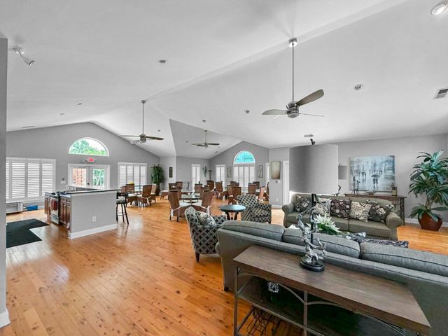 8800 Dorchester Road Unit 3304, North Charleston, SC 29420