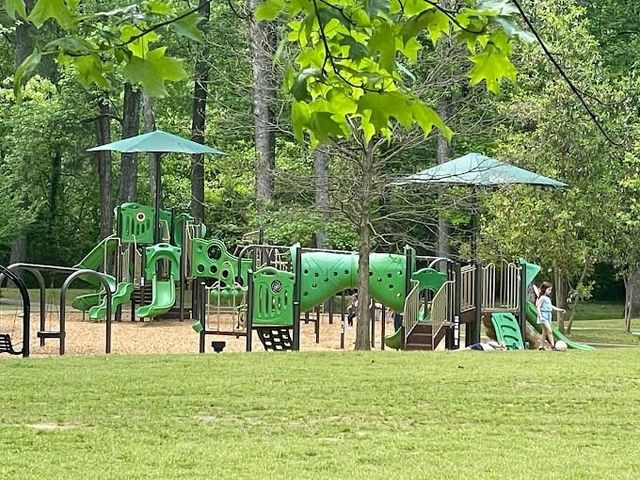 1057 Forrest Boulevard, Decatur, GA 30030