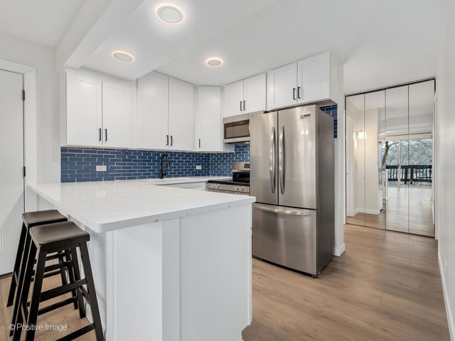 5516 E Lake Drive 92C, Lisle, IL 60532