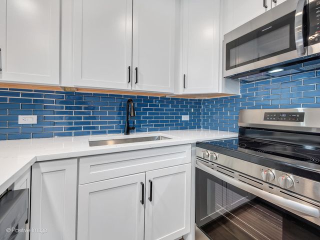 5516 E Lake Drive 92C, Lisle, IL 60532