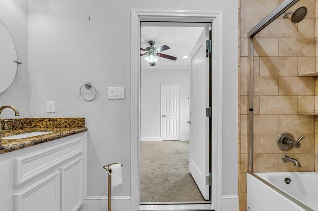 1607 Houston Avenue, Houston, TX 77007