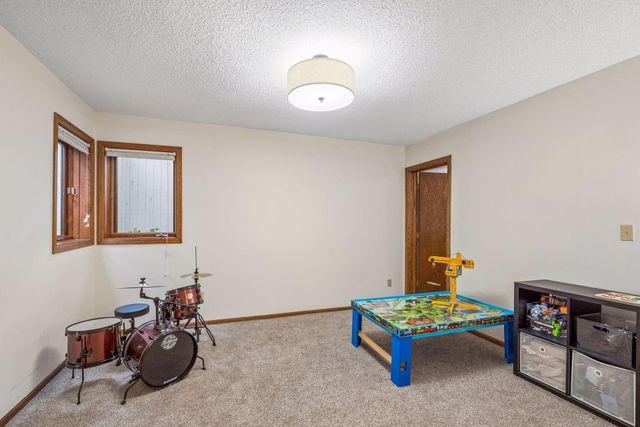 7732 74th Street S, Cottage Grove, MN 55016