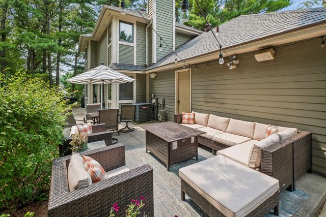 7732 74th Street S, Cottage Grove, MN 55016