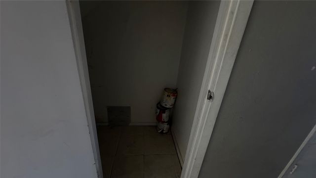 9434 Olde Towne Row, Dallas, TX 75227