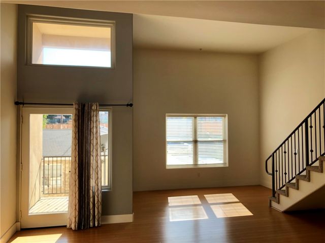 255 W 7th 20, San Pedro, CA 90731