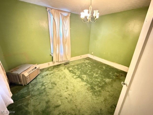 807 Clement Avenue, Belpre, OH 45714