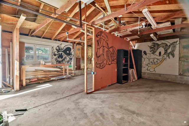 306 3rd Street, Wakefield, KS 67487