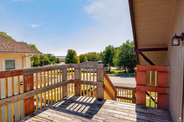 306 3rd Street, Wakefield, KS 67487