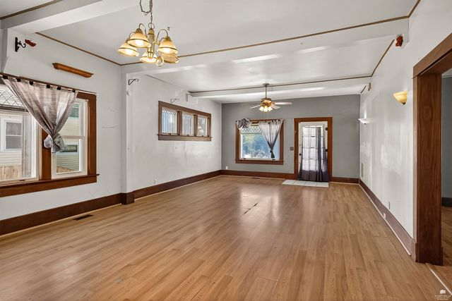 306 3rd Street, Wakefield, KS 67487