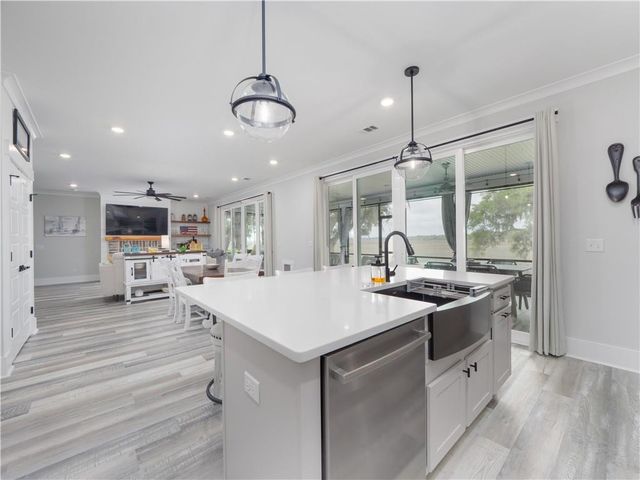 3495 Sutherland Bluff Drive NE, Townsend, GA 31331