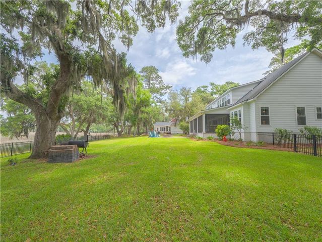 3495 Sutherland Bluff Drive NE, Townsend, GA 31331
