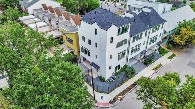 2303 Yupon Street, Houston, TX 77006