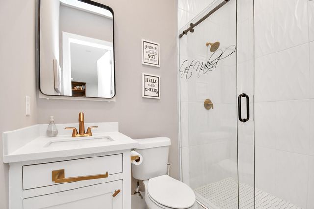 2303 Yupon Street, Houston, TX 77006