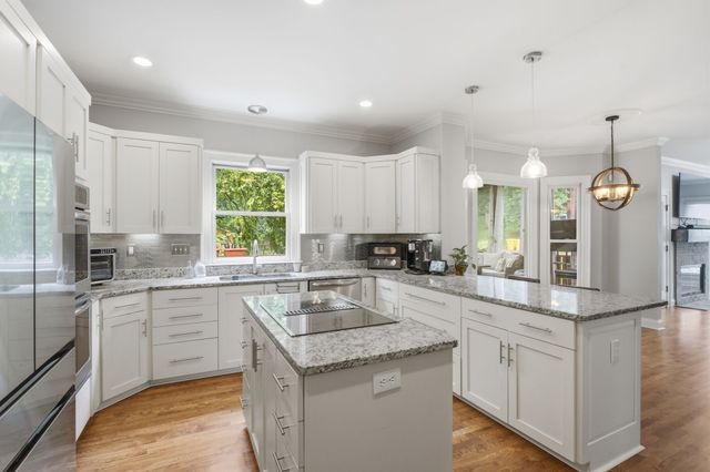 345 Saint Andrews Dr, Franklin, TN 37069