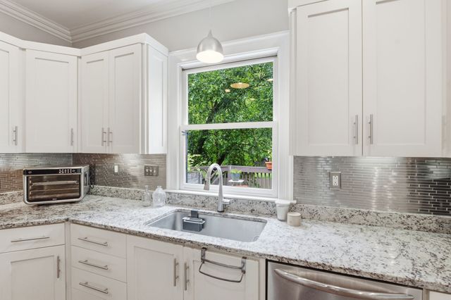 345 Saint Andrews Dr, Franklin, TN 37069