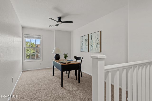 2214 E FRAKTUR Road, Phoenix, AZ 85040