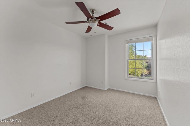 2214 E FRAKTUR Road, Phoenix, AZ 85040