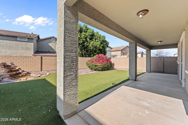 2214 E FRAKTUR Road, Phoenix, AZ 85040