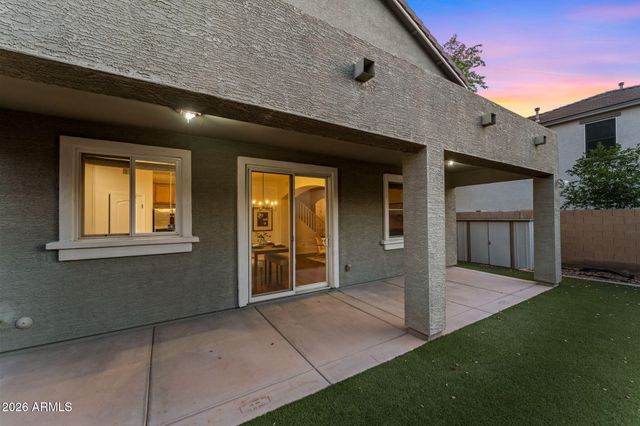 2214 E FRAKTUR Road, Phoenix, AZ 85040