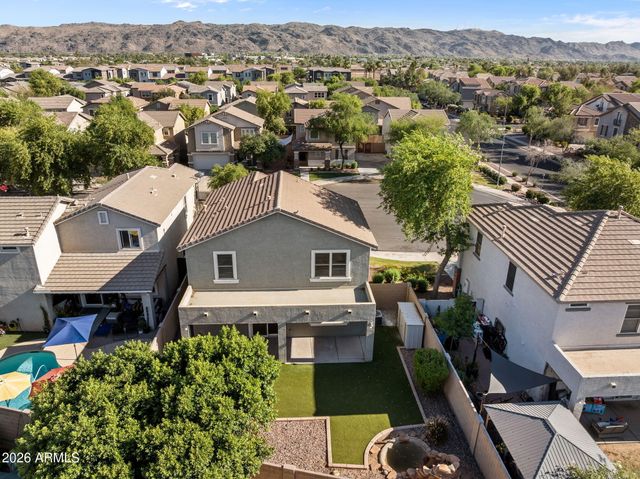 2214 E FRAKTUR Road, Phoenix, AZ 85040