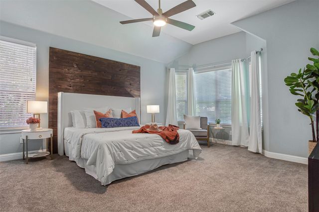114 McBride LN, Cedar Park, TX 78613