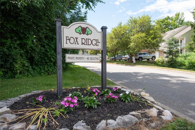 5 Spruce Ridge Drive, Fishkill, NY 12524