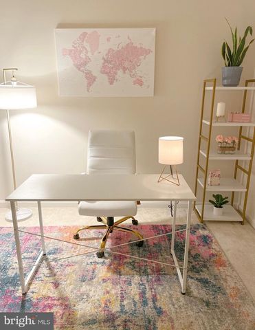 9353 COUGAR CT, Manassas Park, VA 20111