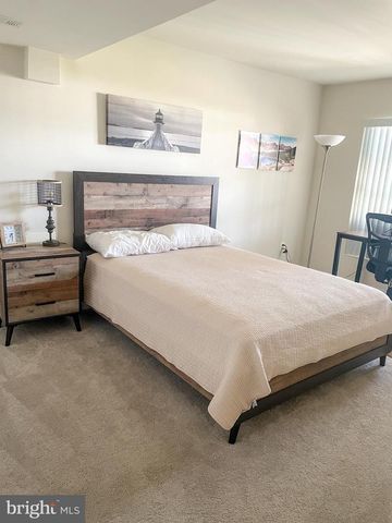 9353 COUGAR CT, Manassas Park, VA 20111