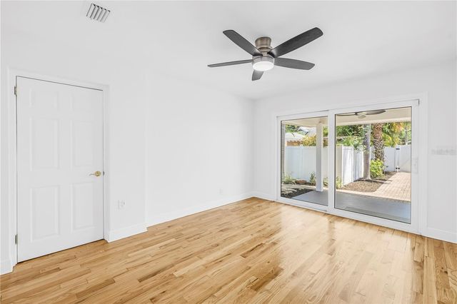 348 11TH AVENUE NE, St Petersburg, FL 33701