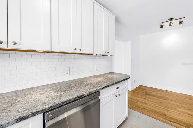 348 11TH AVENUE NE, St Petersburg, FL 33701