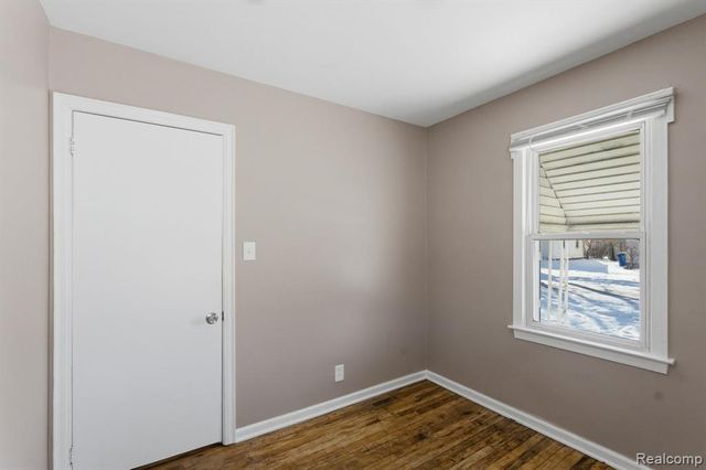 6765 Lozier Avenue, Warren, MI 48091