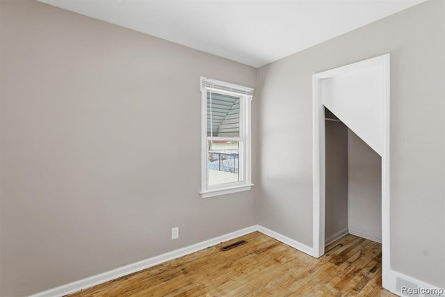 6765 Lozier Avenue, Warren, MI 48091