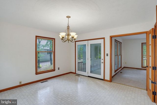 17 S SHORE DR, Lincoln, DE 19960