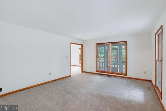 17 S SHORE DR, Lincoln, DE 19960