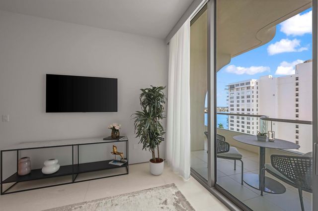 200 Arkona Court 1002, West Palm Beach, FL 33401